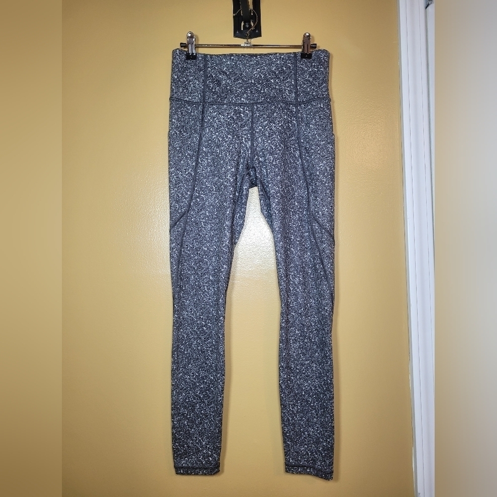 Athleta Salutation Pebble Beach Tight sz S
